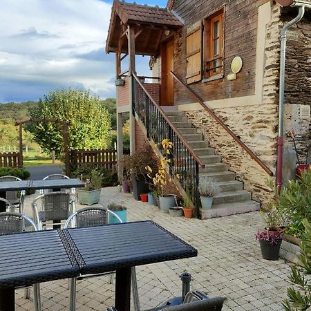 Auberge Des Colettes Coutansouze Extérieur photo