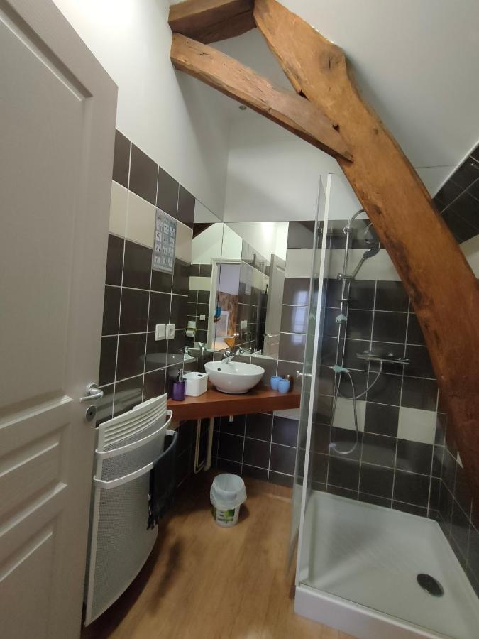 Auberge Des Colettes Coutansouze Extérieur photo